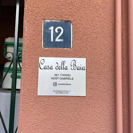 Casa Della Baia With A Beautiful View Feriehus