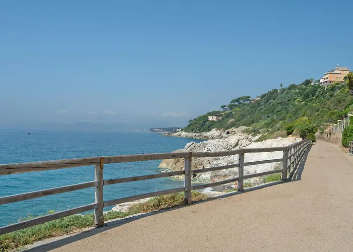 Casa Della Baia With A Beautiful View 瓦拉泽
