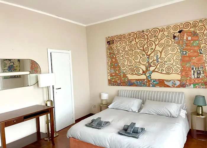Casa Della Baia With A Beautiful View 度假居 瓦拉泽
