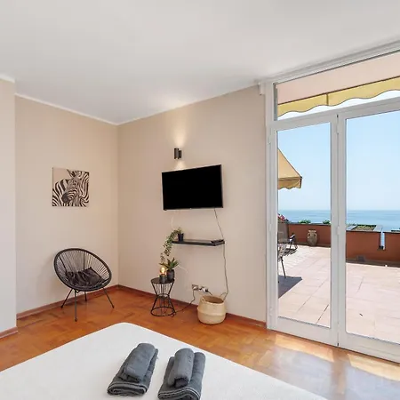 Casa Della Baia With A Beautiful View Holiday home *